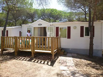 Camping Village Li Nibari